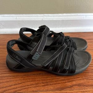 Women’s 9 LL Bean outdoor sandals